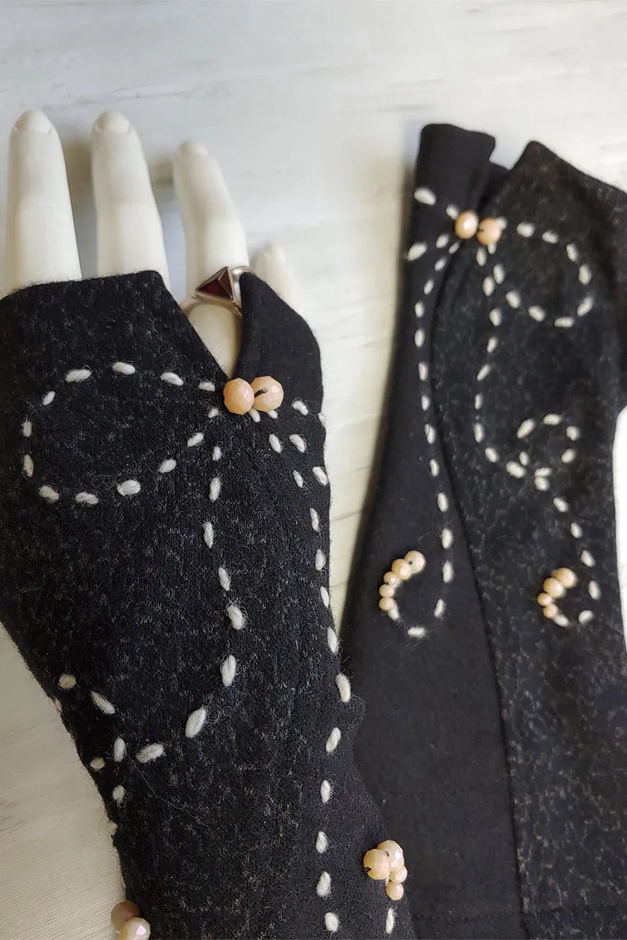 Beaded Bow Motif Gloves. MORE colours.