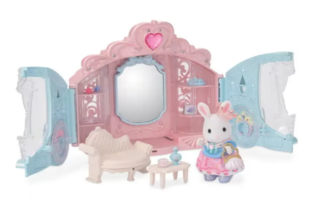 Calico Critters Sparkle & Style Dressing Room