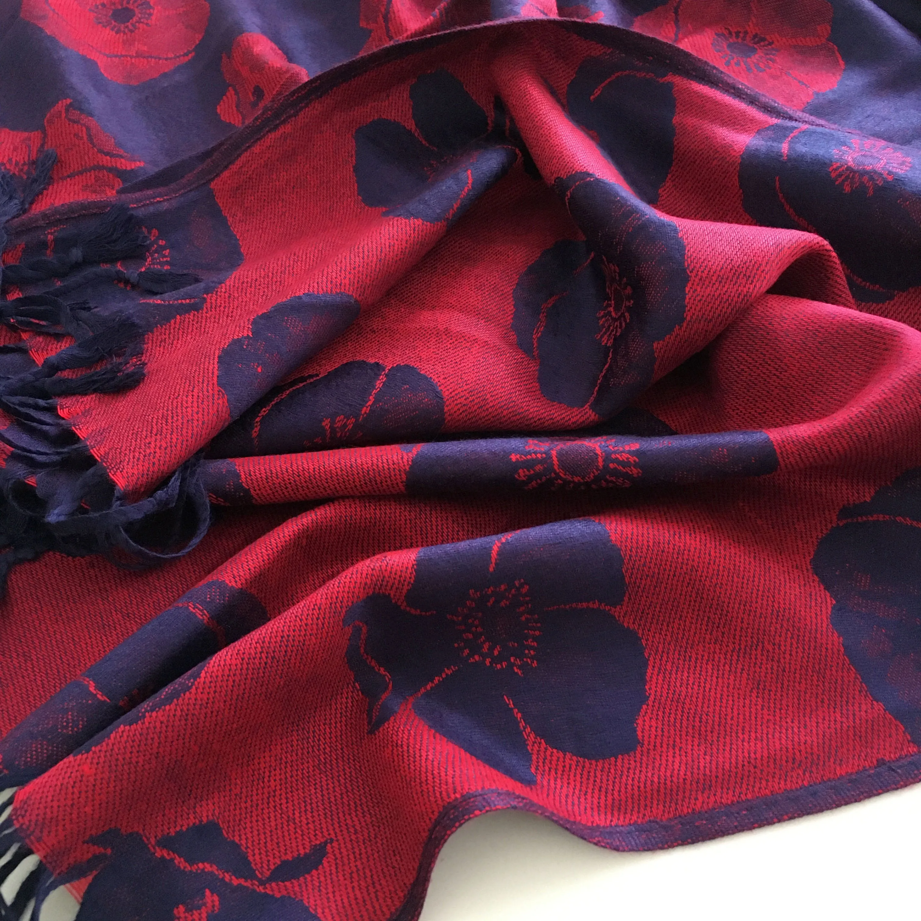 LARGE REVERSIBLE NAVY BLUE AND RED POPPY PASHMINA SHAWL SCARF